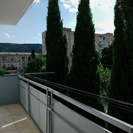 Keti&Tatia Sisters Apartment - Near Old And Central Tbilisi Bagian luar foto